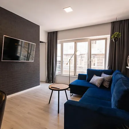 Apartment Market - Zagrebacka *