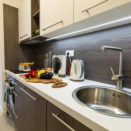 Market - Zagrebacka Apartment Rijeka