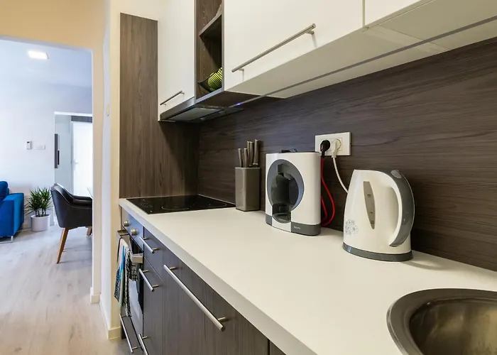 Market - Zagrebacka Apartman *